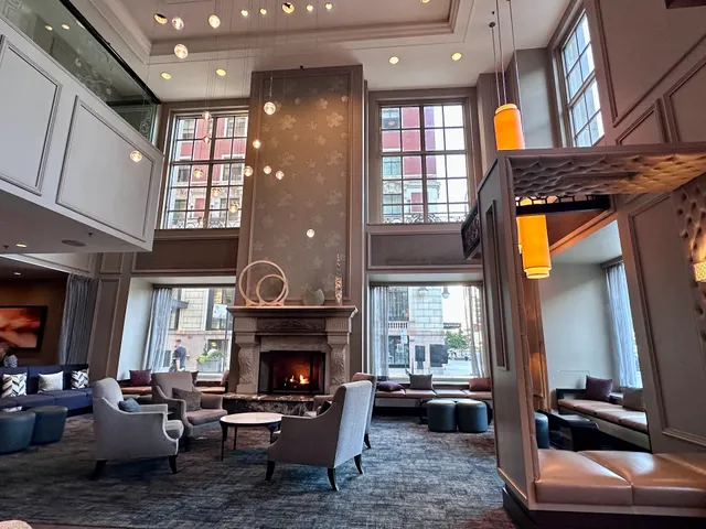 720 South Bar & Grill