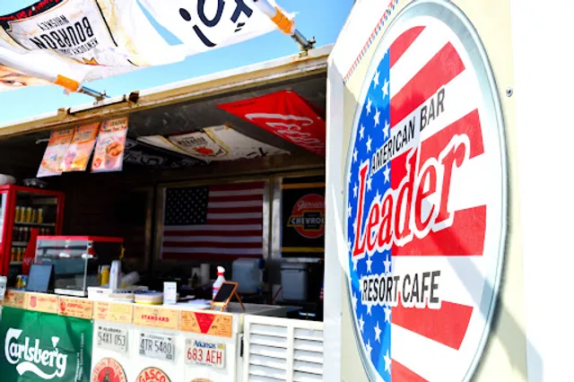 リゾートカフェ Leader 弁天島店