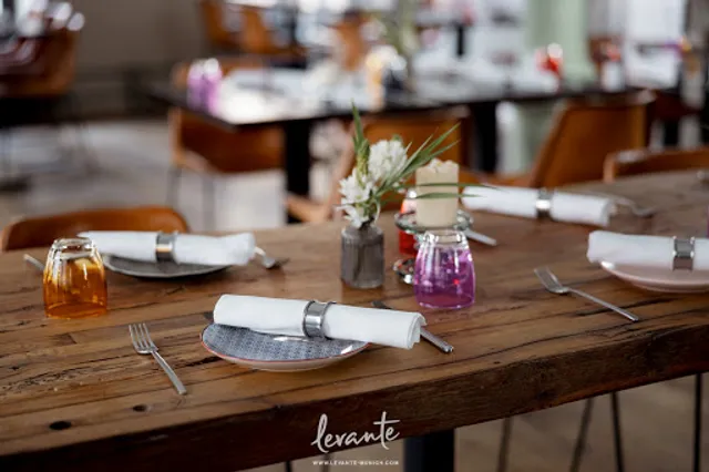 Levante - Mezze Bar & Restaurant (mediterrane, orientalische Küche) - Schwabing