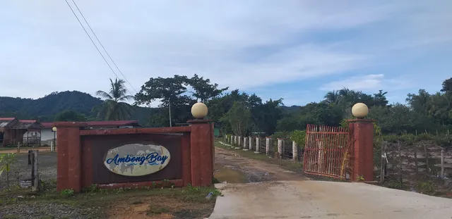 OYO 90317 Ambong Bay Resthouse