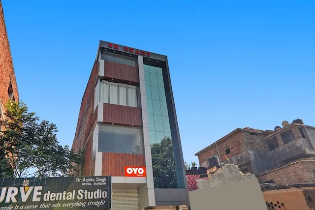 Super OYO Flagship Sr Grand