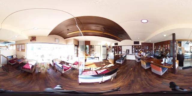 Kissa & Deli Phoenix (喫茶&デリ フェニックス)