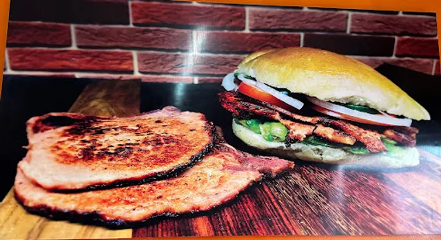 LAGUNA LONCH allende