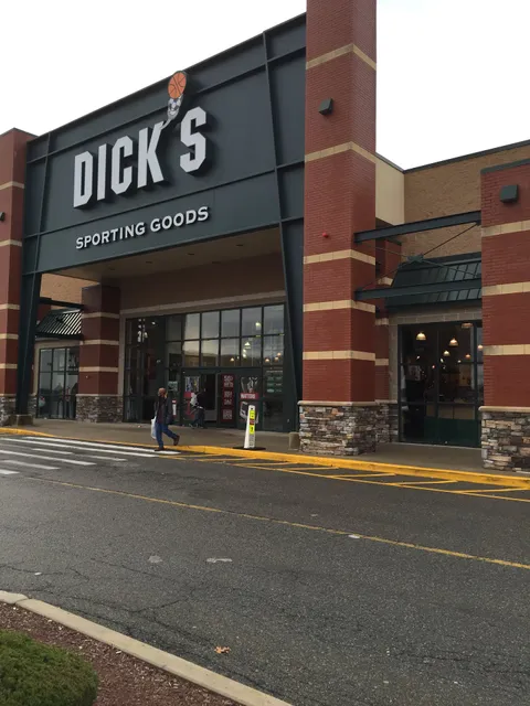 DICK'S Sporting Goods