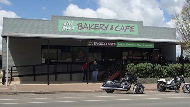 Litl Mo's Bakery & Cafe