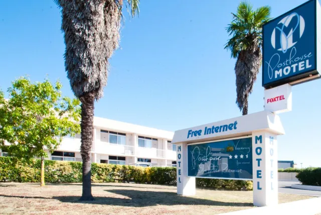 Posthouse Motor Lodge