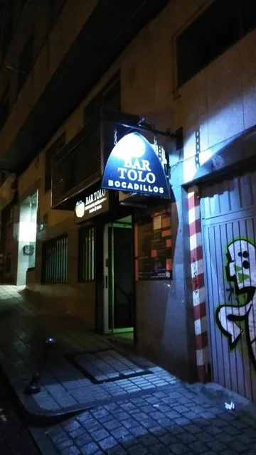 Bar Tolo
