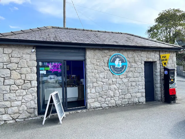 Hufen Iâ Ynys Môn Anglesey Ice Cream