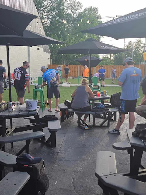 The Yard by The Alley Bar & Grill