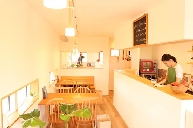 小さなスイーツカフェ りんごのたね