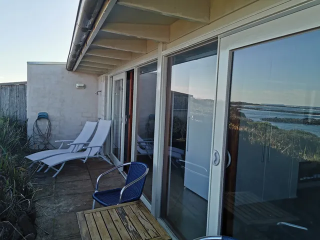 Hearn's Beachside Villas