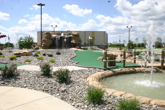 Putters Paradise Mini Golf