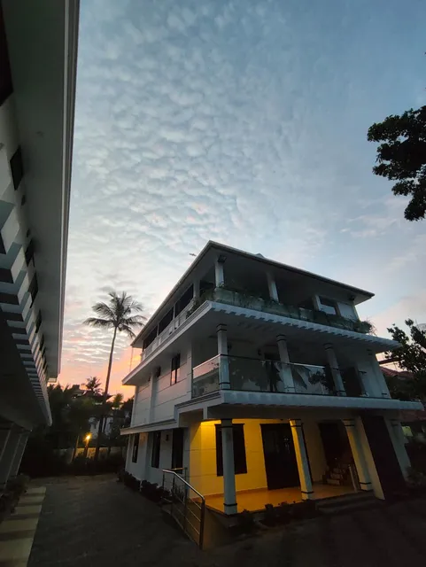 DREAM LAND VIEW RESORT KADAVANTHRA