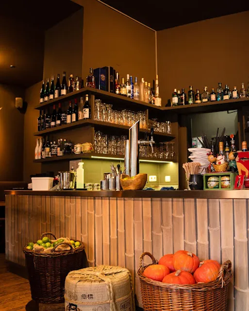 Com A Sushi & Asia Grill