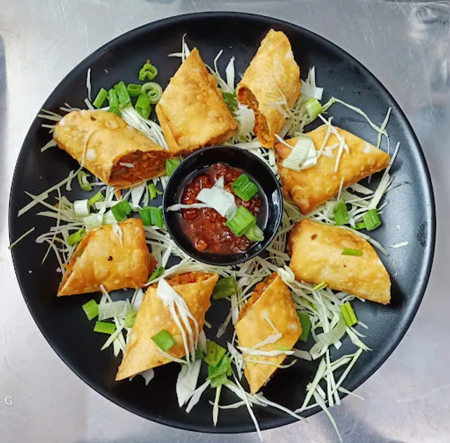 Foodyz.. The Cloud Kitchen