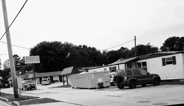Thunderbird Motel