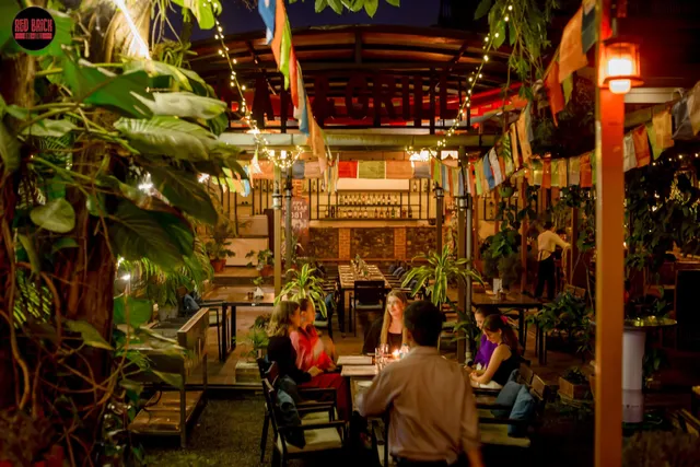 Red Brick Bar & Grill