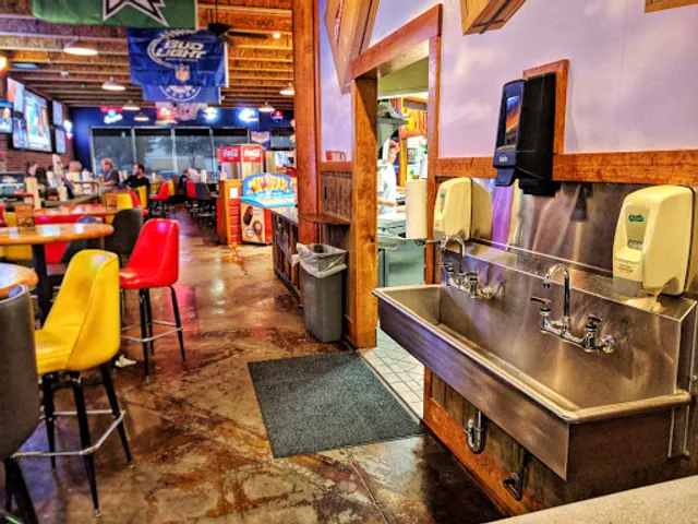 Bottlecap Alley Icehouse Grill