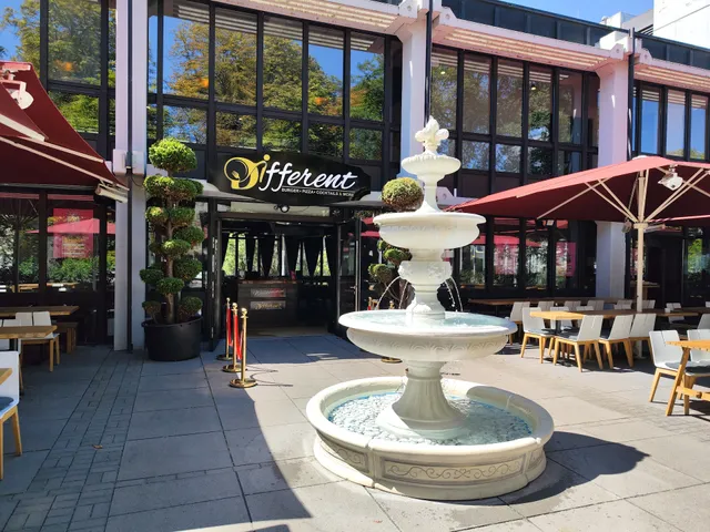 Restaurant Different