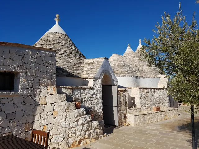 Trulli and Grotte Exclusive House Pugliaresort