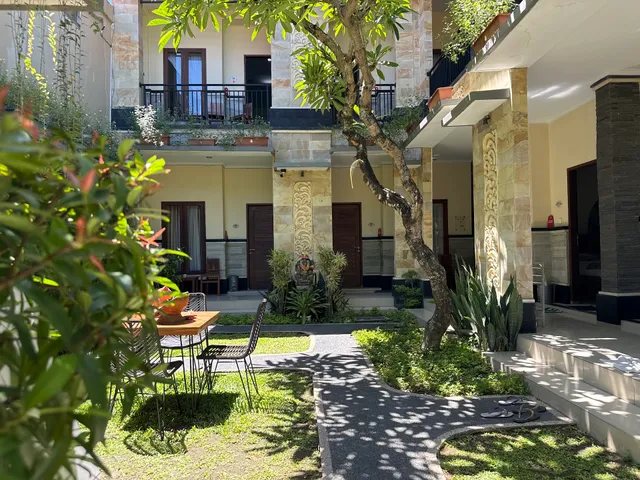 Cove Raddeyapa - Canggu