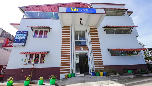 FabHotel Nanjil Grande