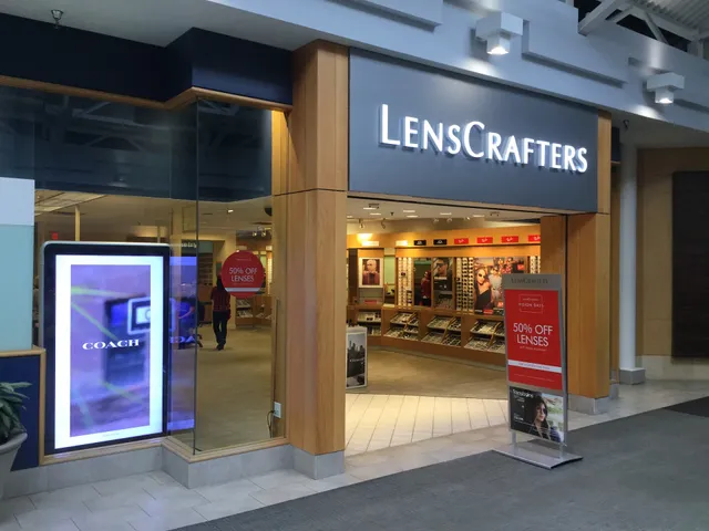 LensCrafters