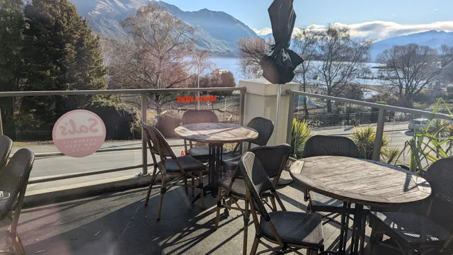 Sal's Authentic New York Pizza - Wānaka