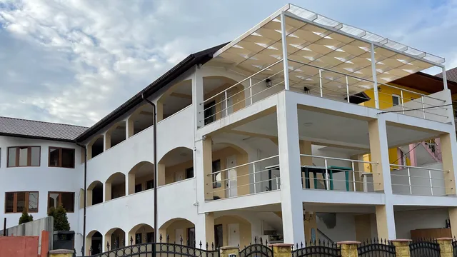 Vila Raul Costinesti