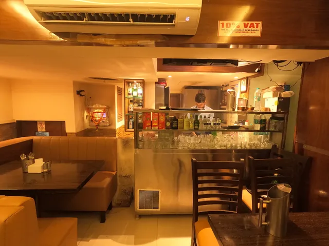 NEW GRAND FAMILY RESTAURANT & BAR