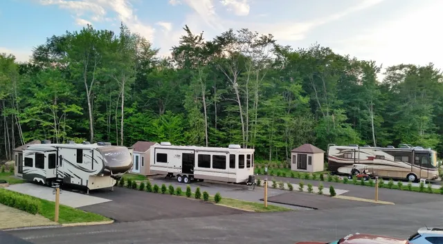 The Montcalm Terraces