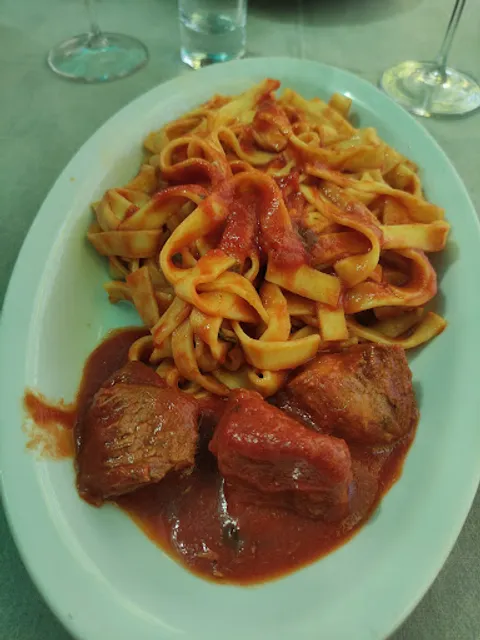 Il Trone, Locanda Pizzeria