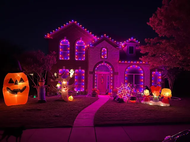 Rockwall Christmas Lighting