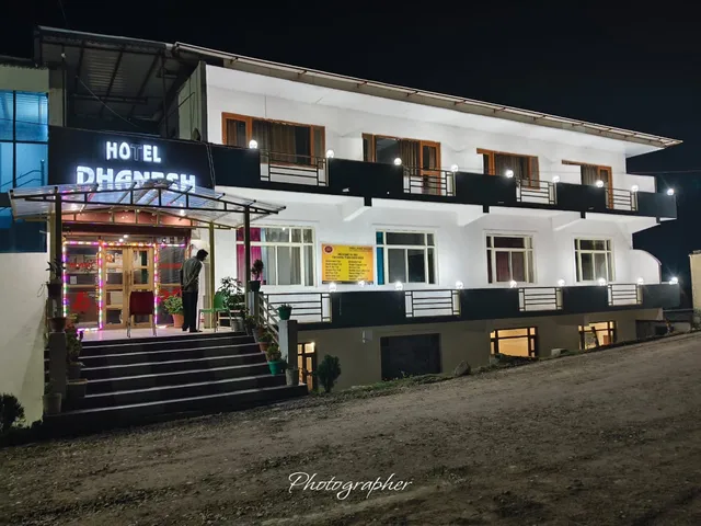 Hotel Dhanesh