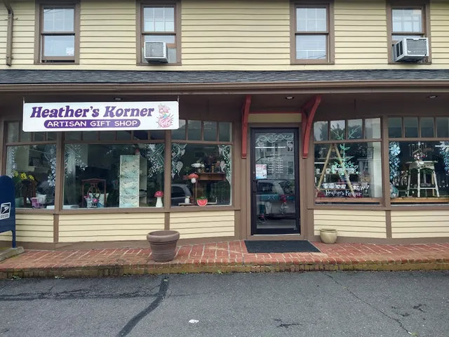 Heather's Korner Artisan Gift Shop