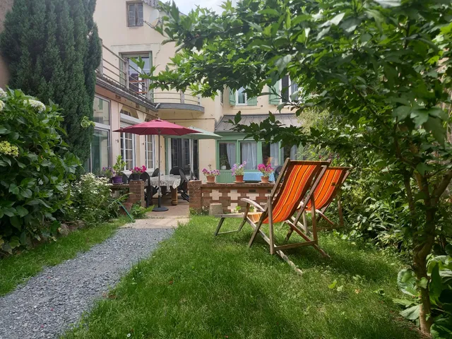 Maison Violette en Berry & Le Petit Magasin