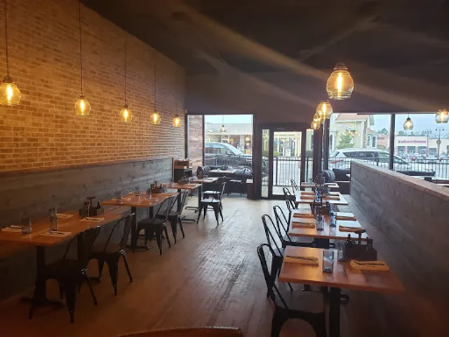 Char Whiskey Bar & Grille