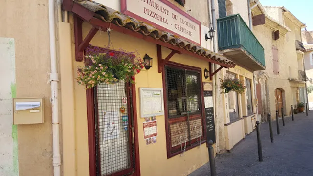 Le Clocher, Chez le muge