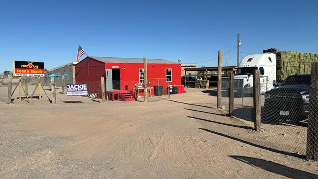 Fire Ant Trucking Feed & Supply