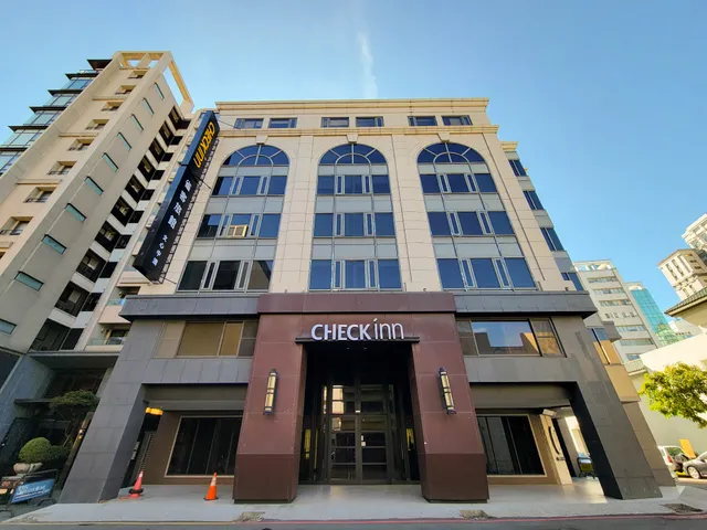 CHECK inn - Taichung WenXin ZhongQing