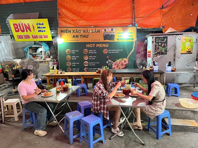 Miến xào hải sản An Thư