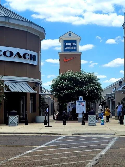 Nike Factory Store - Pearl