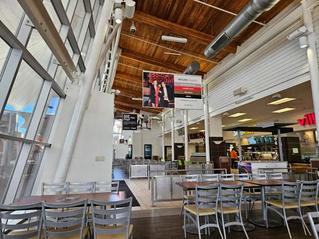 Food Court
