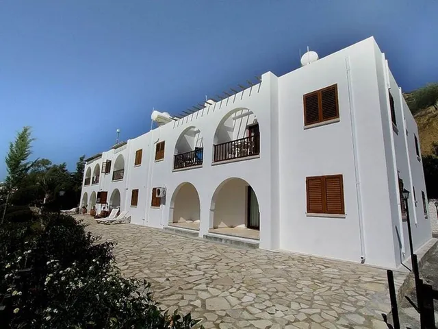 Skeleas Pissouri Apartments