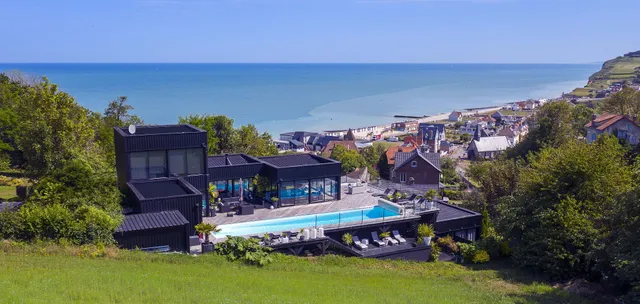 Villa Quartz Residence