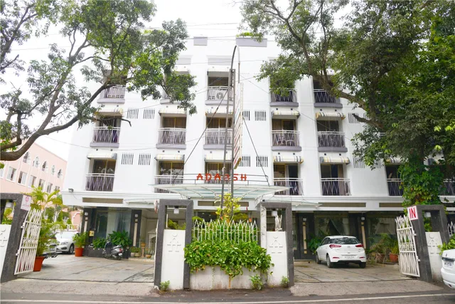 Adarsh Hotel