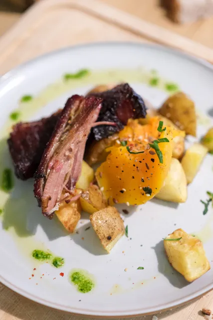 Le Refuge by The Roof