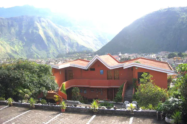 Hotel Llanovientos