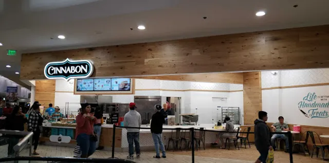 Cinnabon