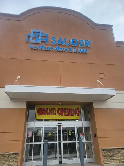 Sauder Furniture Store & Outlet – Gastonia, NC